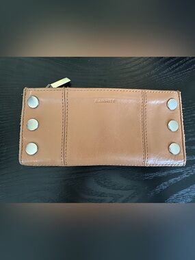 Hammitt Women’s Tan Wallet